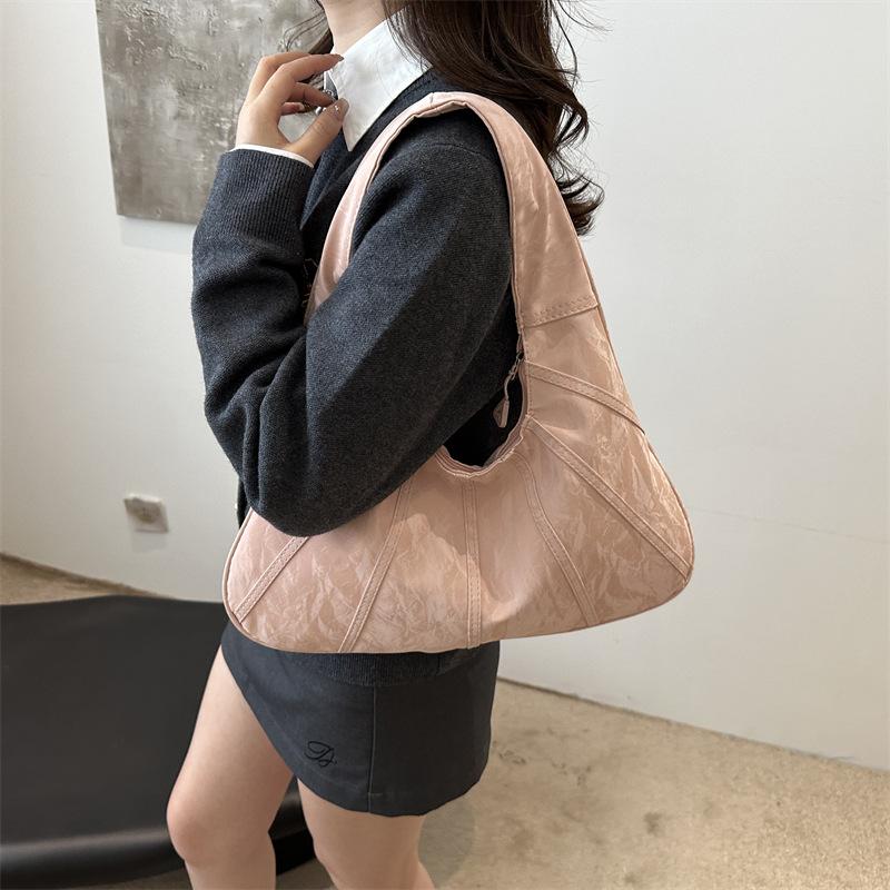 

Large capacity fashion commuter tote bag casual shoulder new retro bag underarm bag handbag women розовый