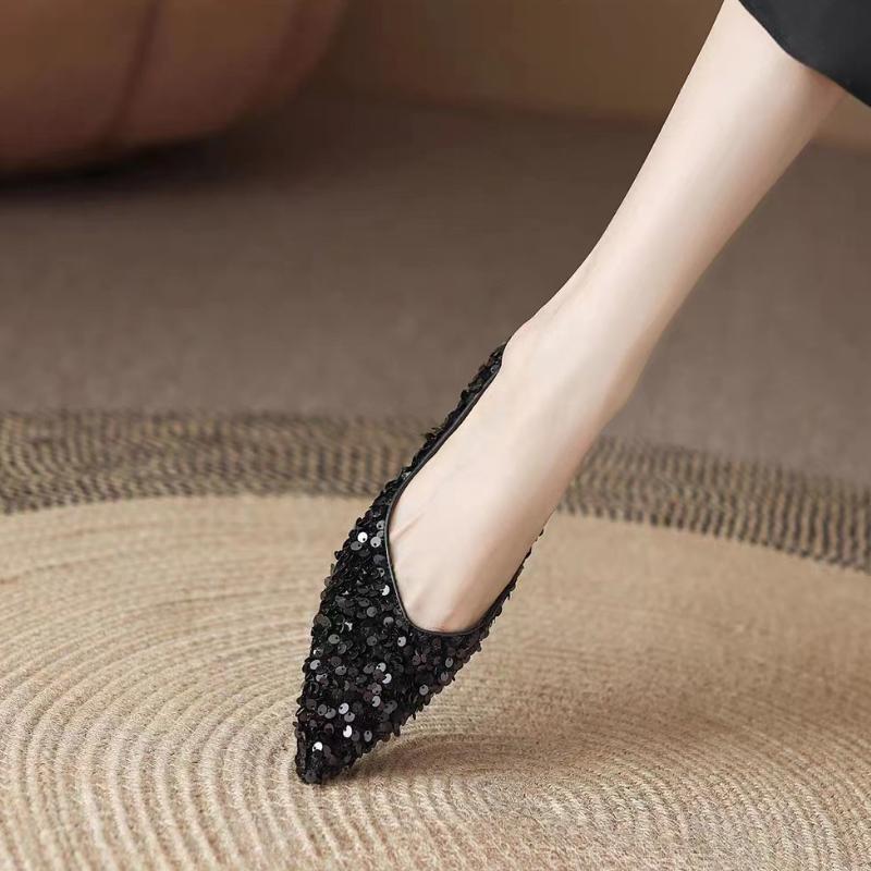 

Модные дизайнерские туфли с пайетками 2025 Весна Новый стиль Модные туфли-лоферы с круглым носком Нескользящие на плоской подошве Повседневные Удобные С мелким вырезом Женские 35 чёрный