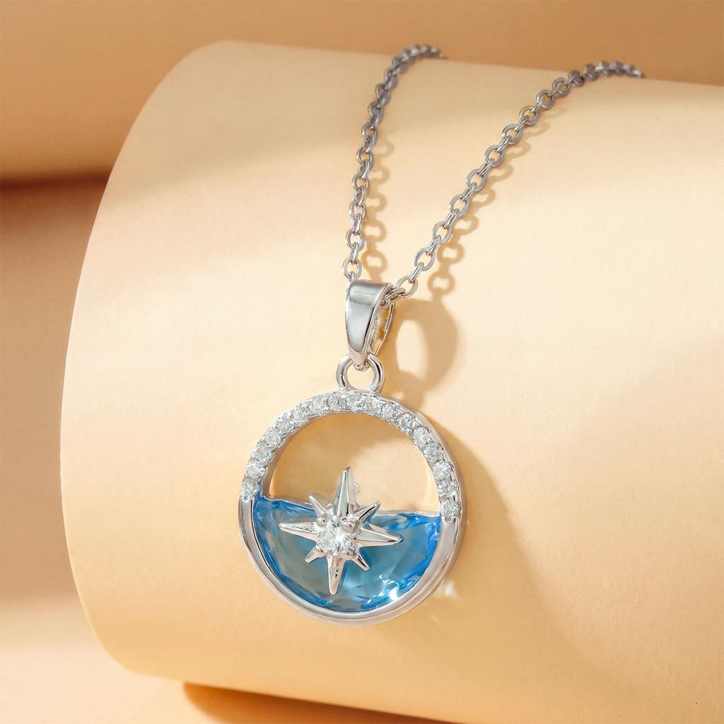 Locket-shaped Blue Planet Necklace Accessory for Women, Simple and Elegant Lockbone Chain Accessory for Women