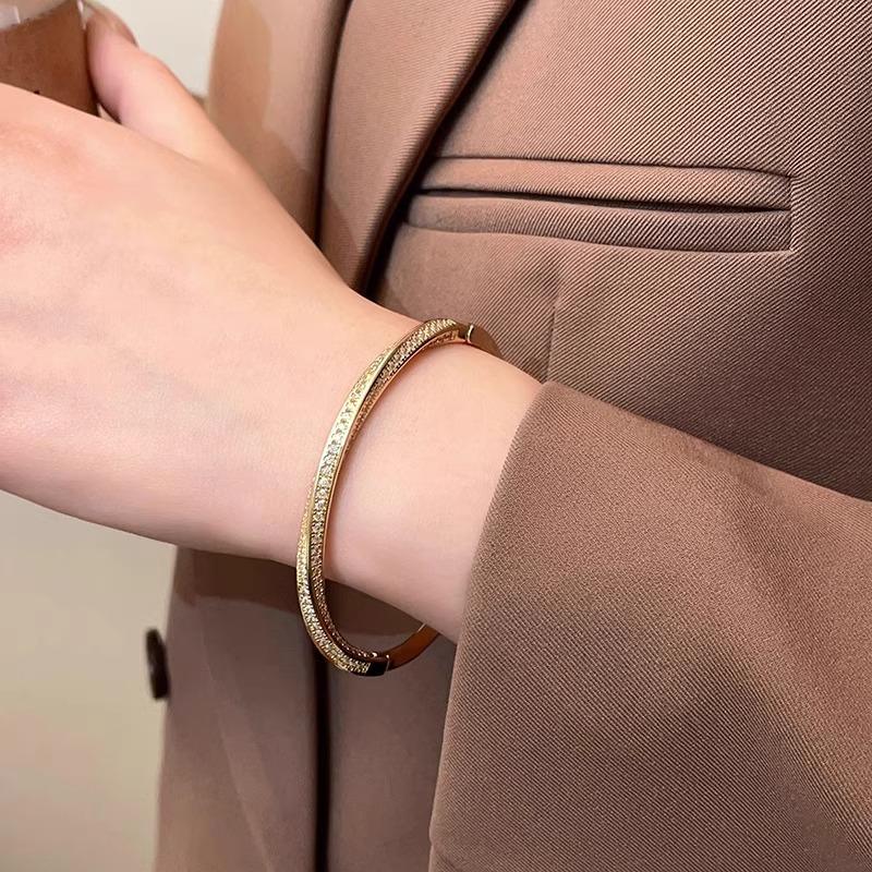 ZAKOL Luxury Spiral Zirconia Bangles For Women Girls Brides Japan Korea Metal Crystal Wristlet Zircon Wedding Festival Gifts