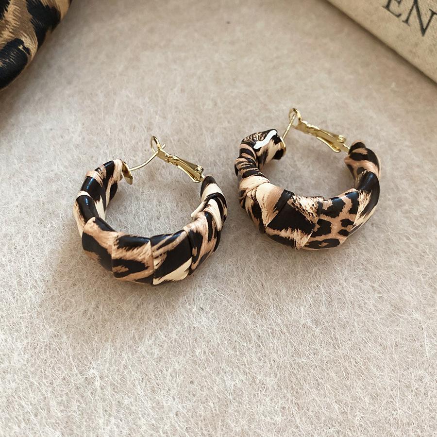European and American retro autumn and winter geometric leather leopard print earrings light luxury stud earrings personality temperament earrings