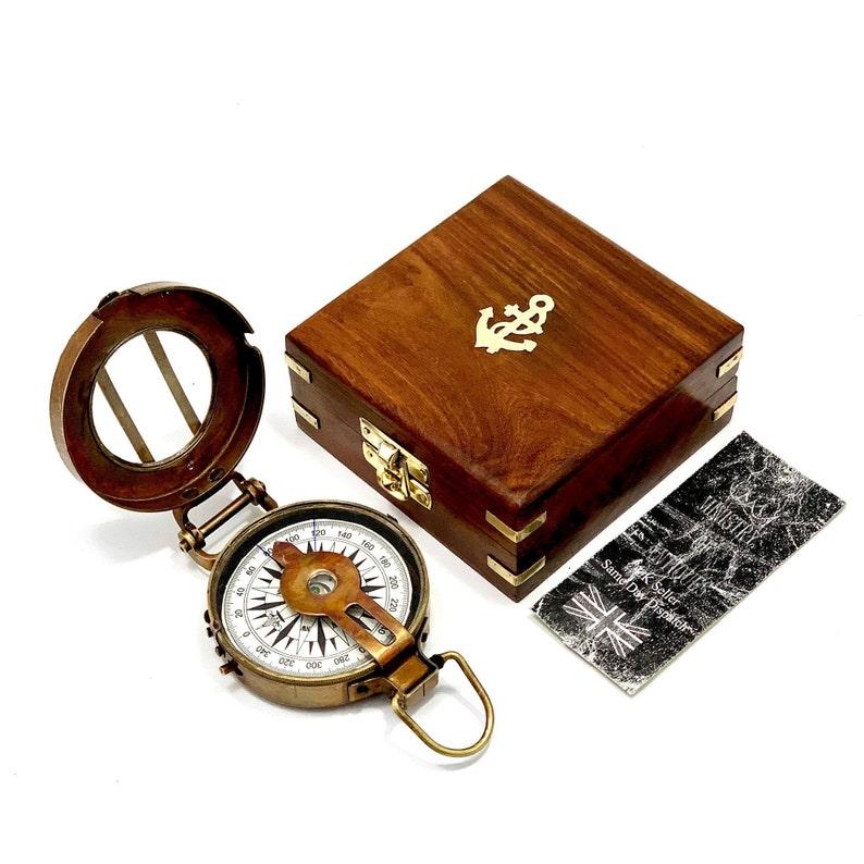 Soldiers Military Thumb Compass Vintage Brass WW2 1940 Navigation World War II Design Military Compass