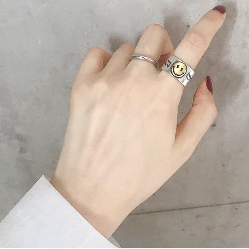 Fashion personality, wide-faced golden smiley face, jewelry, female simple temperament, Mori retro pentagram open ring