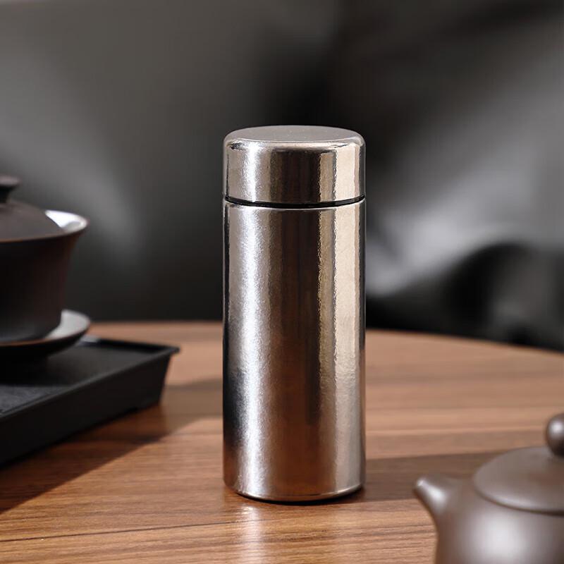 Blaupunkt Neck Massager with Heat and Titanium Water Bottle Set