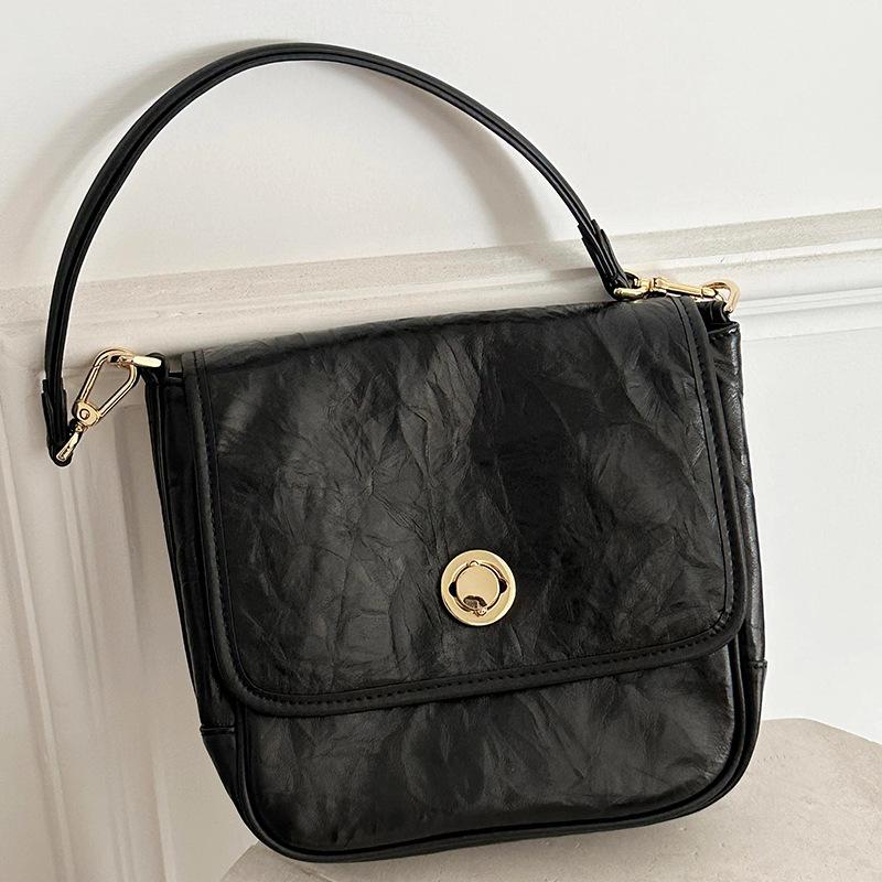 2026 new one-shoulder underarm bag, first-layer cowhide hand-scratched women's niche high-end pleated retro tote bag