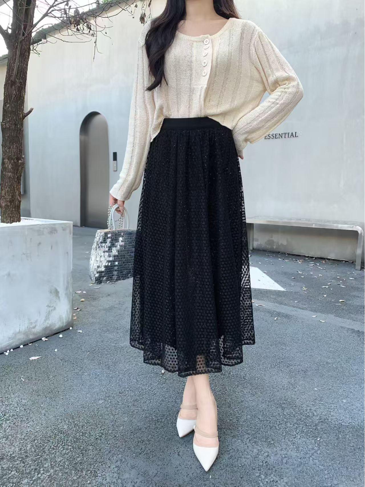 Women s High-Waisted A-Line Skirt with Retro Embroidery One Size чёрный