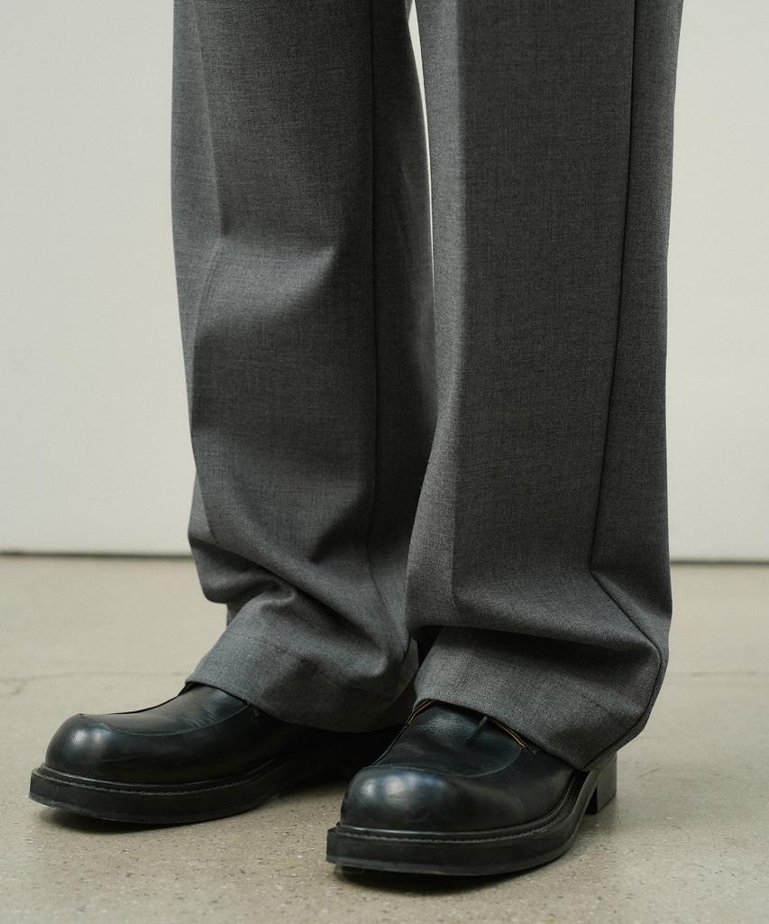 MINAV Wool Twill One-Pleat Wide Slacks [Charcoal]