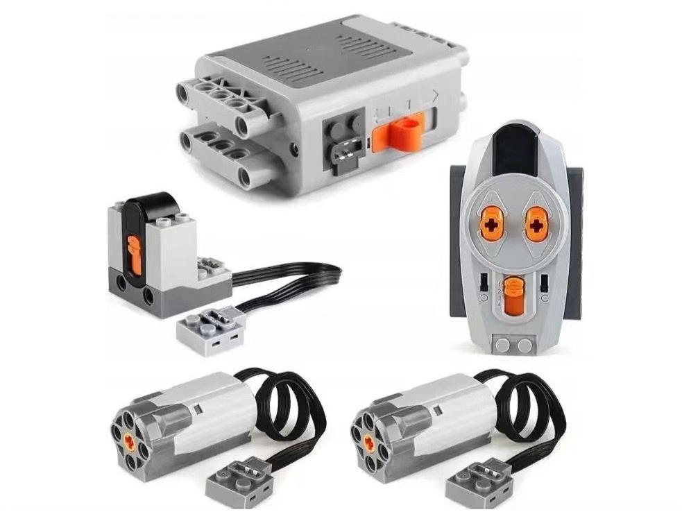 Building Blocks Science Kit with Motor, Battery Box, Remote Control & Receiver