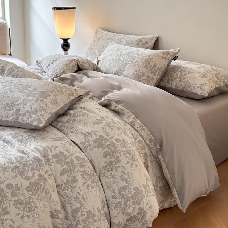 Li Lang Floral Grey Double-Layer Gauze Bedding Set