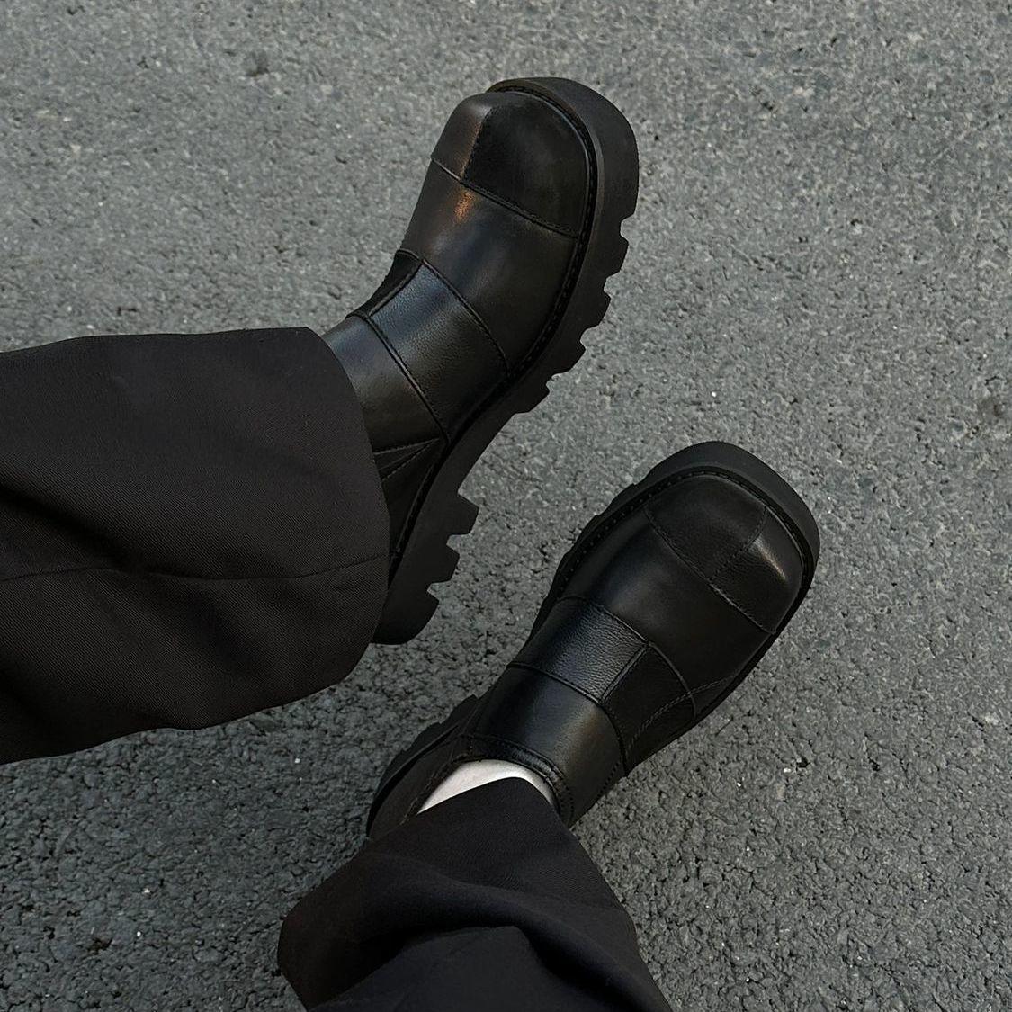 

2025 Кожаные мужские повседневные туфли-дерби с квадратным носком, педали, платформа, британский стиль для поездок на работу, из маленькой кожи 45 чёрный