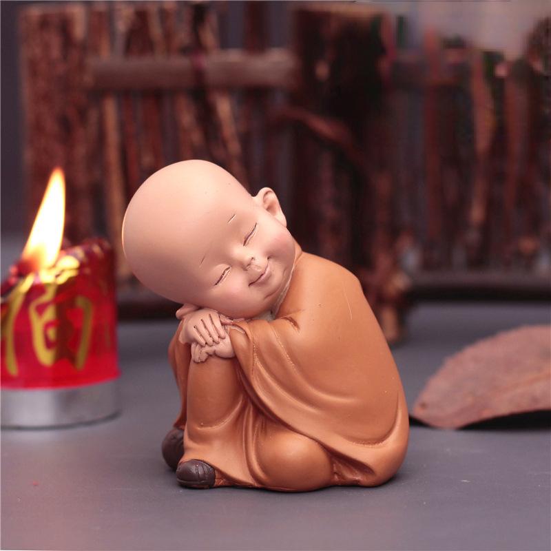 1PC Cute Small Monk Figurines Buddha Resin Crafts Desk Miniatures Ornaments Accessories Home Decor Car Decoration