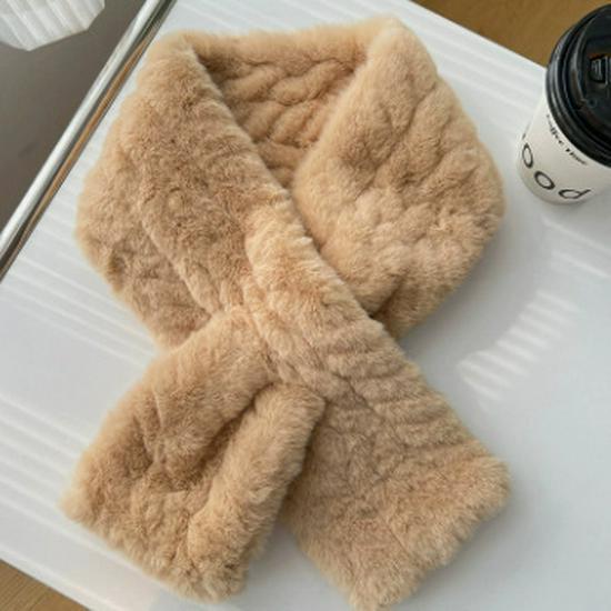 Women's Versatile Faux Rabbit Fur Scarf – Plush, Warm, and Cute Winter Collar