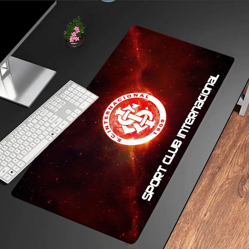 Sc Internacional Crest mouse pad, rubber base, esports desk mat, mouse pad for gamers and office use, gaming desk , easy to clean mat