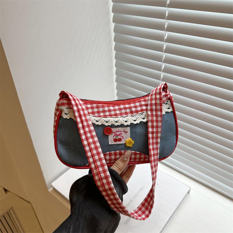 

Cute versatile small fresh plaid shoulder bag pleated women s messenger bag college style hand bag красный