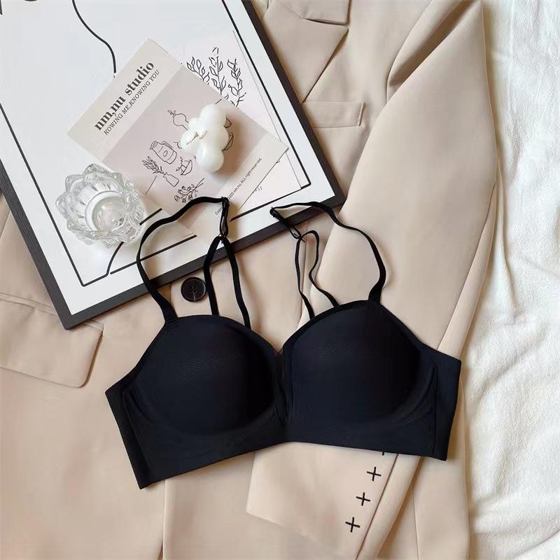 Autumn and winter bra, new collection of secondary breasts, multi-functional beauty back, jelly strip bra, seamless anti-sagging gathering underwear