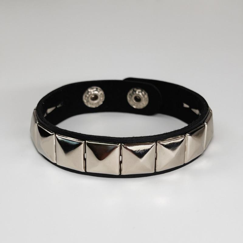 3pcs /1pcsMen'S Punk Rock Studded Bracelet Set, PU Leather Bracelet, There May Be Slight Color Differences, Please Refer