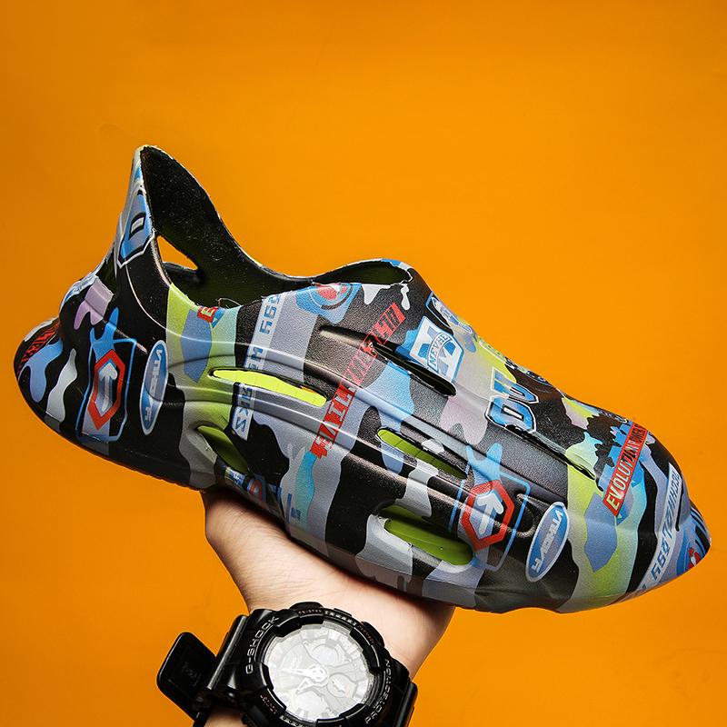 

Сандалии 2024 года, новые мужские кроссовки с мягкой подошвой, повседневная обувь для мужчин, модные, удобные, разноцветные, дышащие, мужские тапочки, быстросохнущие 39 чёрный