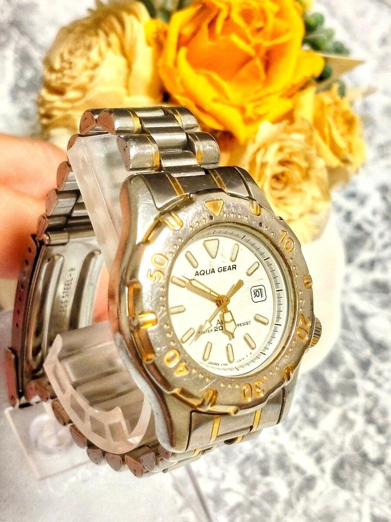 Working new battery SEIKO ALBA Aqua Gear condition, installed. men's/ women's watch, gold/ silver, unisex.
