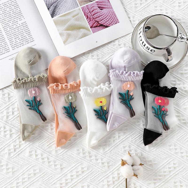 5 Pairs Womens Floral Embroidered Socks Fashionable Lightweight Mesh Socks