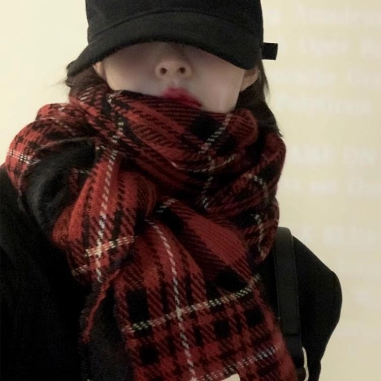 Christmas scarf women's winter Korean version of high-end versatile red plaid scarf student couple thickened warm shawl