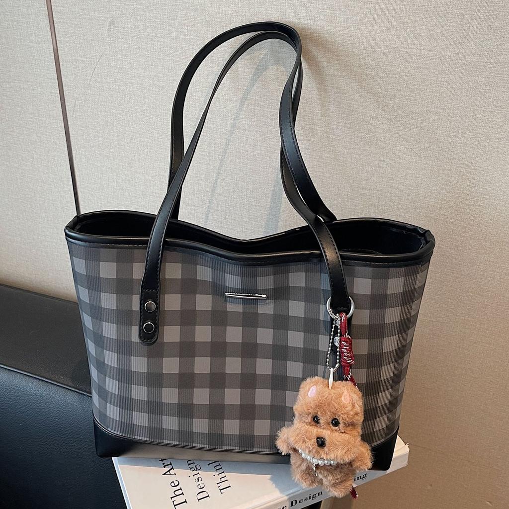 Simple and large-capacity tote bag plaid women's bag 2025 new trend fashionable shoulder bag foreign underarm bag