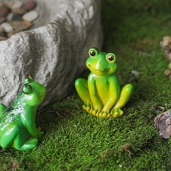 Garden Miniature Frog Statue Indoor Outdoor Sitting Frog Figurine Resin Cartoon Animal Sculpture Flower