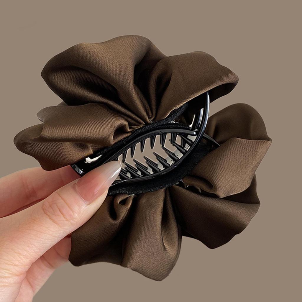 Elegant Satin Pleated Hair Clip: Enhances Volume for Ponytails & Buns, Stylish New Hair Accessory for Women