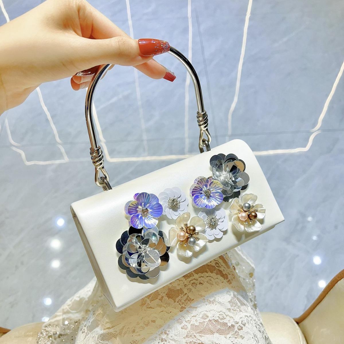 

Fashion Glossy Handbag Women s 3D Sequined Flower Evening Bags Celebrity Ladies Formal Wedding Party Clutch Bags Crossbody Purse
