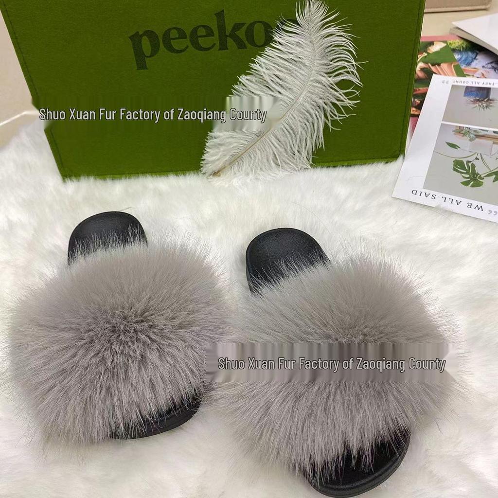 Women's Summer Fox Fur Slippers: Celebrity Trend, Flat Fur Sandals, Soft-Soled Flip Flops, Euro-American Style.