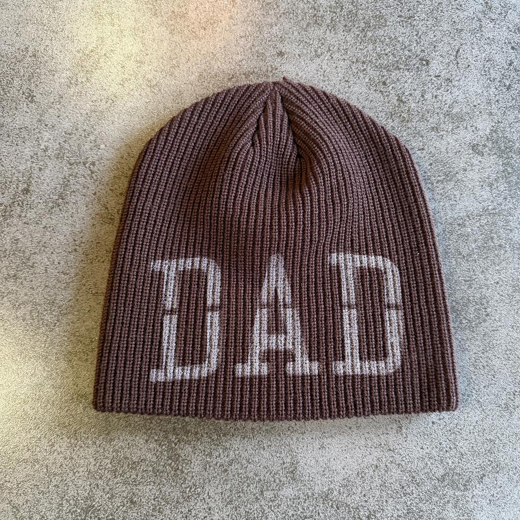 

Knit Hat For Men Women With Handdrawn Alphabet Print Warm Street Style коричневий