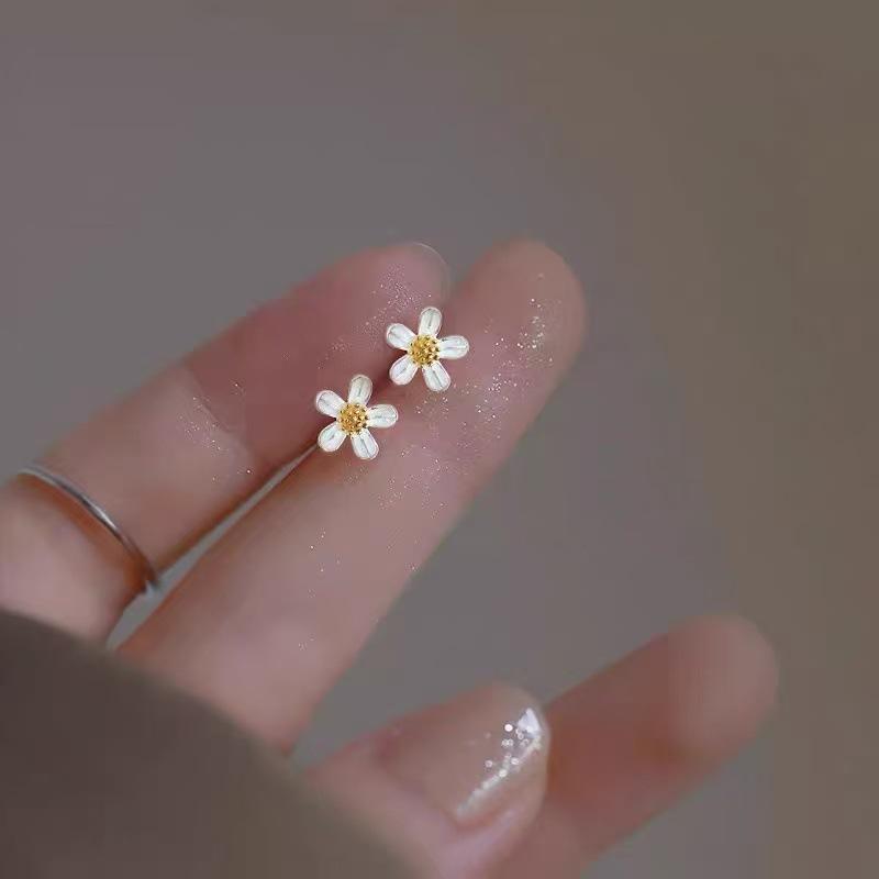 925 Sterling Silver Women's Ear Piercing Earrings - Versatile Cartilage Studs for Comfortable Sleeping