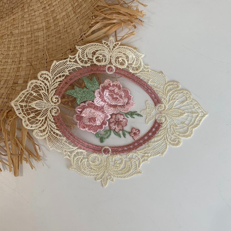 Vintage Lace Table Cloth Rose Embroidered Table Mat Pastoral European Style Wedding Party Dinner Table Decoration Rose Placemat