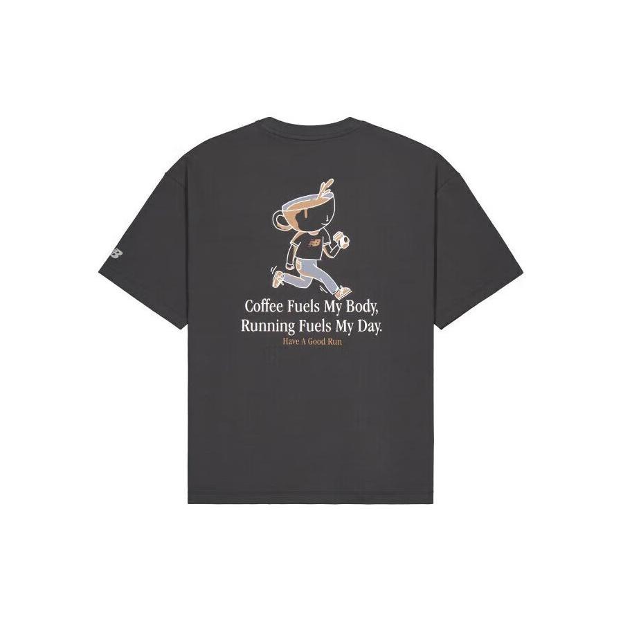 New Balance Coffee Graphic T-Shirt Asia Sizing  Dark Grey  Men s NEE25021-CHL L