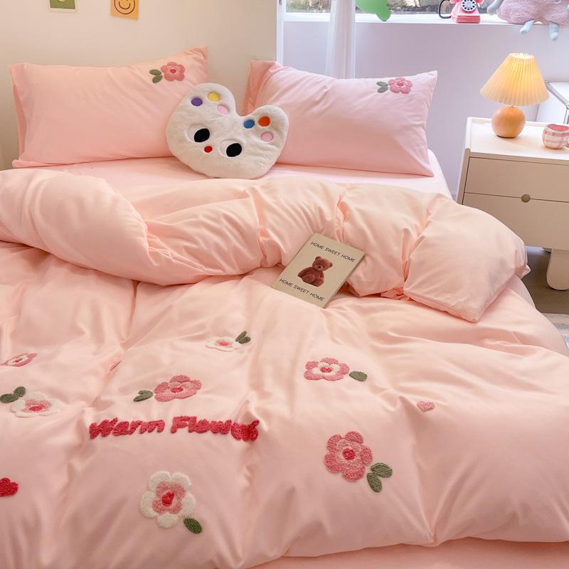 Class A bedding four-piece set solid color cotton cartoon towel embroidered quilt cover skin-friendly washed cotton student dormitory cute kit