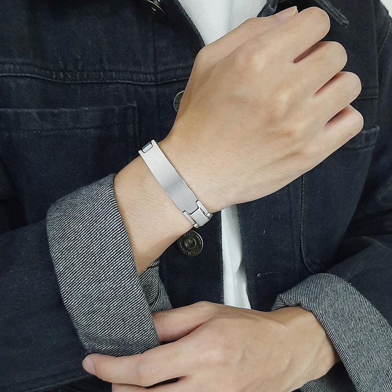 Vnox Bracelet Élégant pour Homme Largeur 12mm Plaque d'Identification Personnalisée Gratuite Chaîne de Bracelet Montre en Acier Inoxydable Bijoux Pour Mari Père