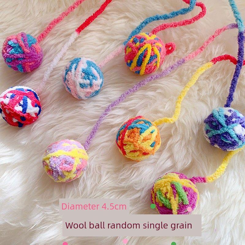 

CC Cat Love Шерстяной клубок пряжи Игрушка для кошки Плюшевый меховой мячик Кошачий удобный гаджет Котята Товары для домашних животных A ball of wool (color random)