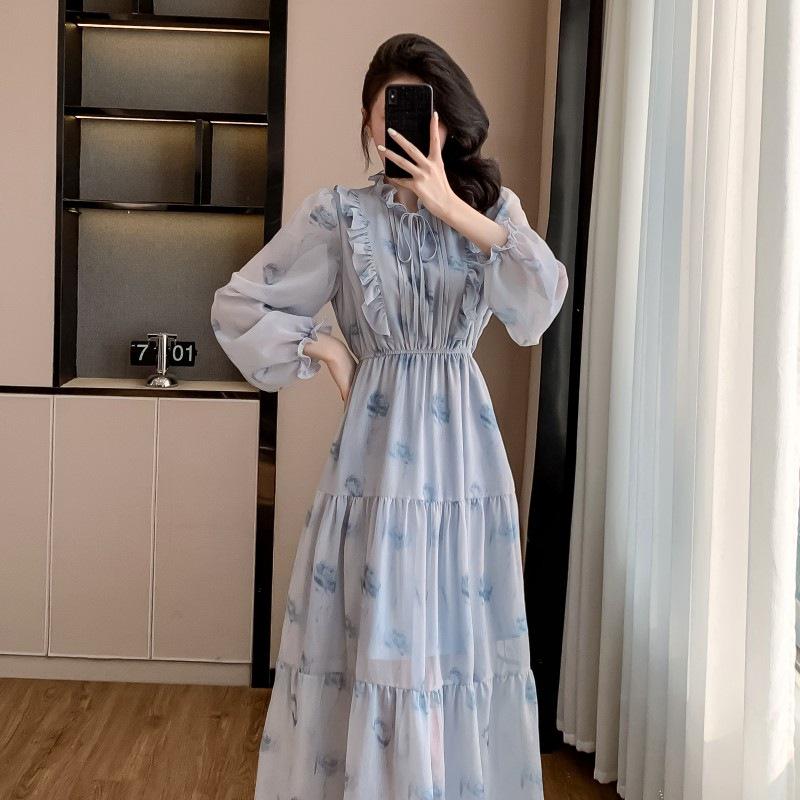 

Весеннее французское роскошное длинное шифоновое платье с корейскими оборками и эластичной талией для женщин Small синий/ярко-розовый