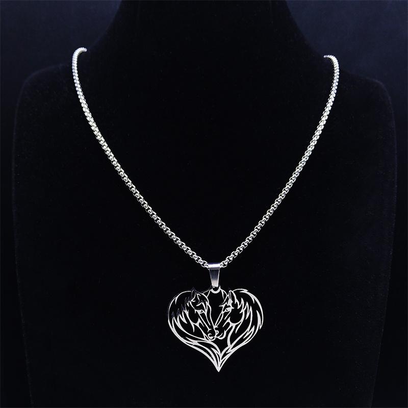 Aesthetic Love Heart Couple Horse Pendant Necklaces Stainless Steel Women/Men Horseback Rider Jewelry Valentine's Day NZZZ3324