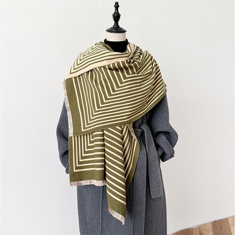 Geometric stripes are contrasting colors, double-sided imitation cashmere scarf, winter high-end warm shawl