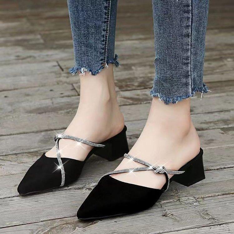 Low-heeled baotou half slippers women's 2025 spring and summer new fashion rhinestone pointed versatile thick heel wear Muller sandals
