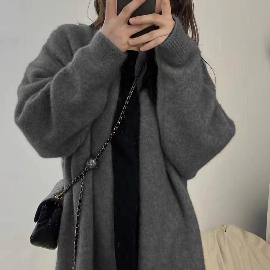 Lässige Mode sanfter langer Pullover locker fauler Wind mehrfarbig Herbst und Winter Damen Knie Strickjacke