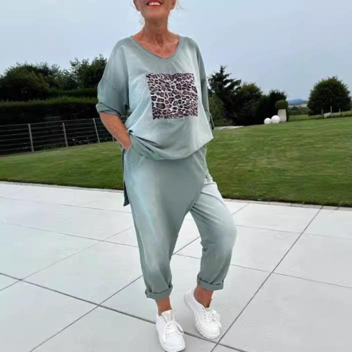 2024 Women's Autumn Casual Leopard Print Round Neck Knit Set – European & American Style