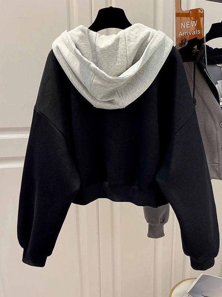 Finta felpa da donna con cerniera corta ampia in due pezzi con cappuccio