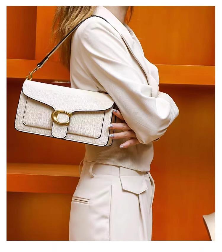 Dámská crossbody kabelka 2024 z pravé kůže - Design obálky Dionysus s texturou liči