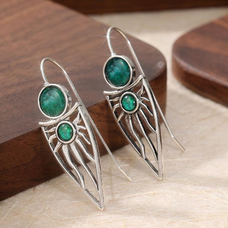 Vintage Design Silver Color Inlaid with Green Stones Women's Earrings Ethnic Metal Geometry Hand Carved Dangle Earrings Woman