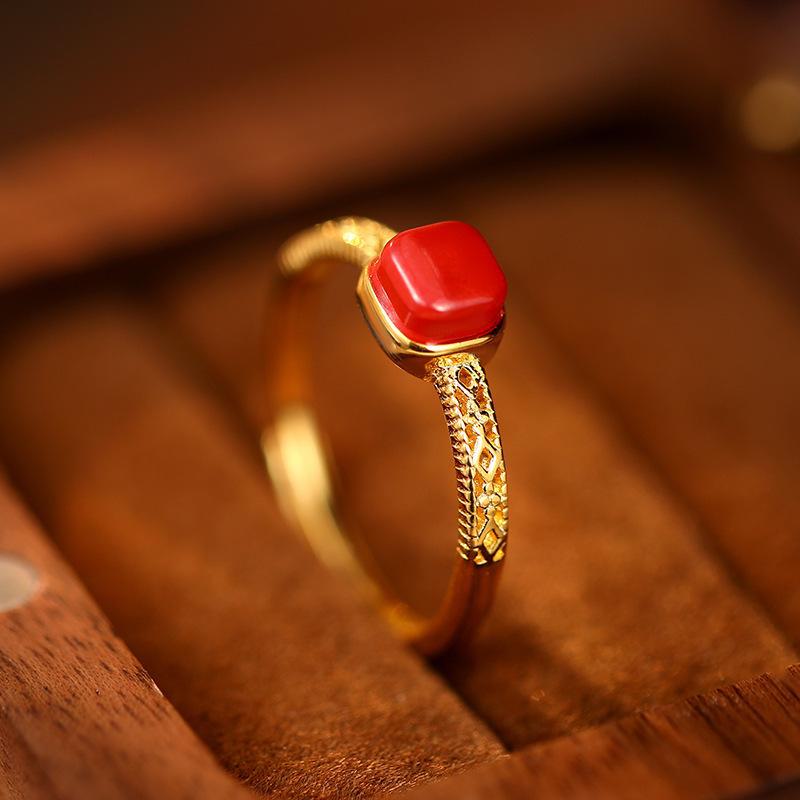 

Кольцо Banyan Tree S925 Silver Cinnabar Red: Ретро китайский роскошный полый дизайн для женщин RS1082; Adjustable opening золотой