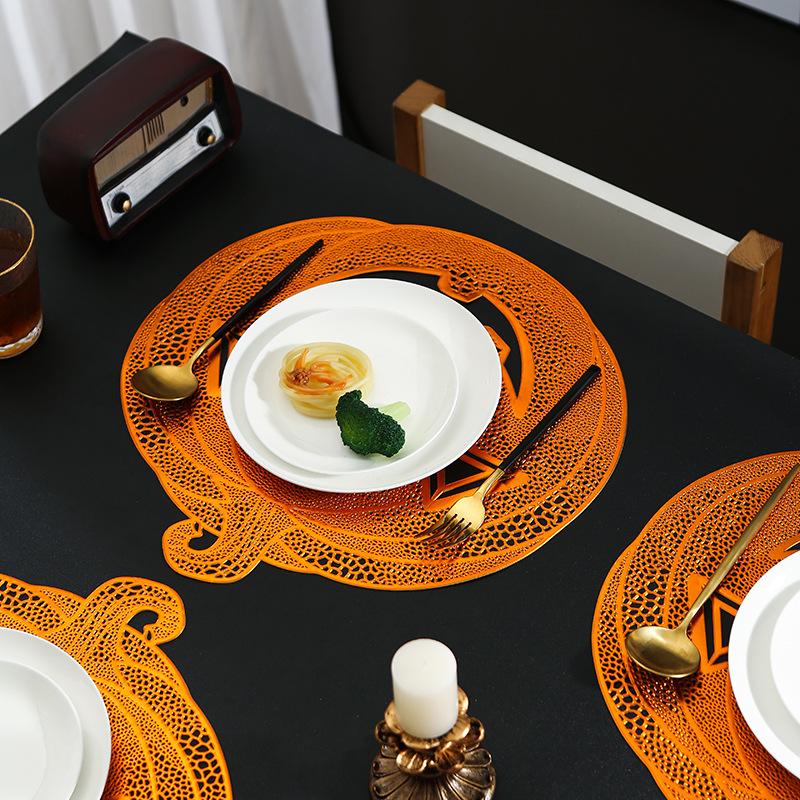 Halloween Pumpkin Head Placemat PVC Hollow Tableware Insulation Non-slip Pad Festival Coffee Tea Dining Table Decoration Mat