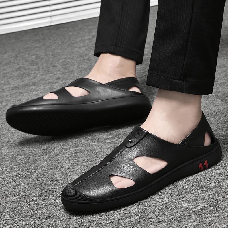 2024 Summer Hot Selling Men's Hollowed Out Beach Sandals Breathable Lightweight Men's Casual Shoes Leather Walking Shoes