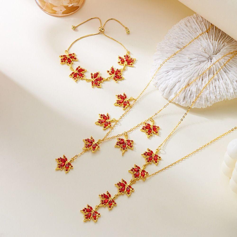 Irregular Rhinestone Necklace Alloy Pendant Necklace Fashion Maple Leaf Necklace  For Women