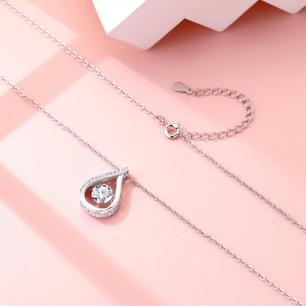 Korean Style Moissanite Water Drop Necklace: 1 Carat S925 Sterling Silver Pendant